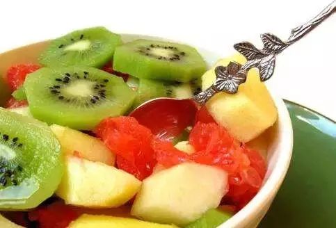 水果最佳食用时间表 健康吃法的科学与实践